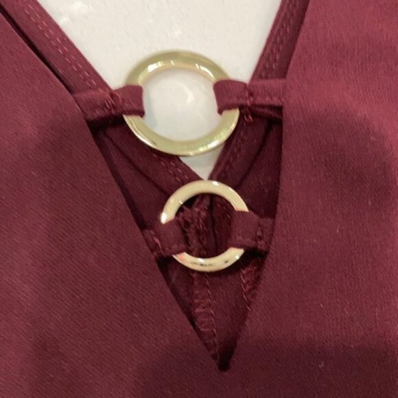 DYNAMITE Red Tank Top​​​​​ - Picture 4 of 8